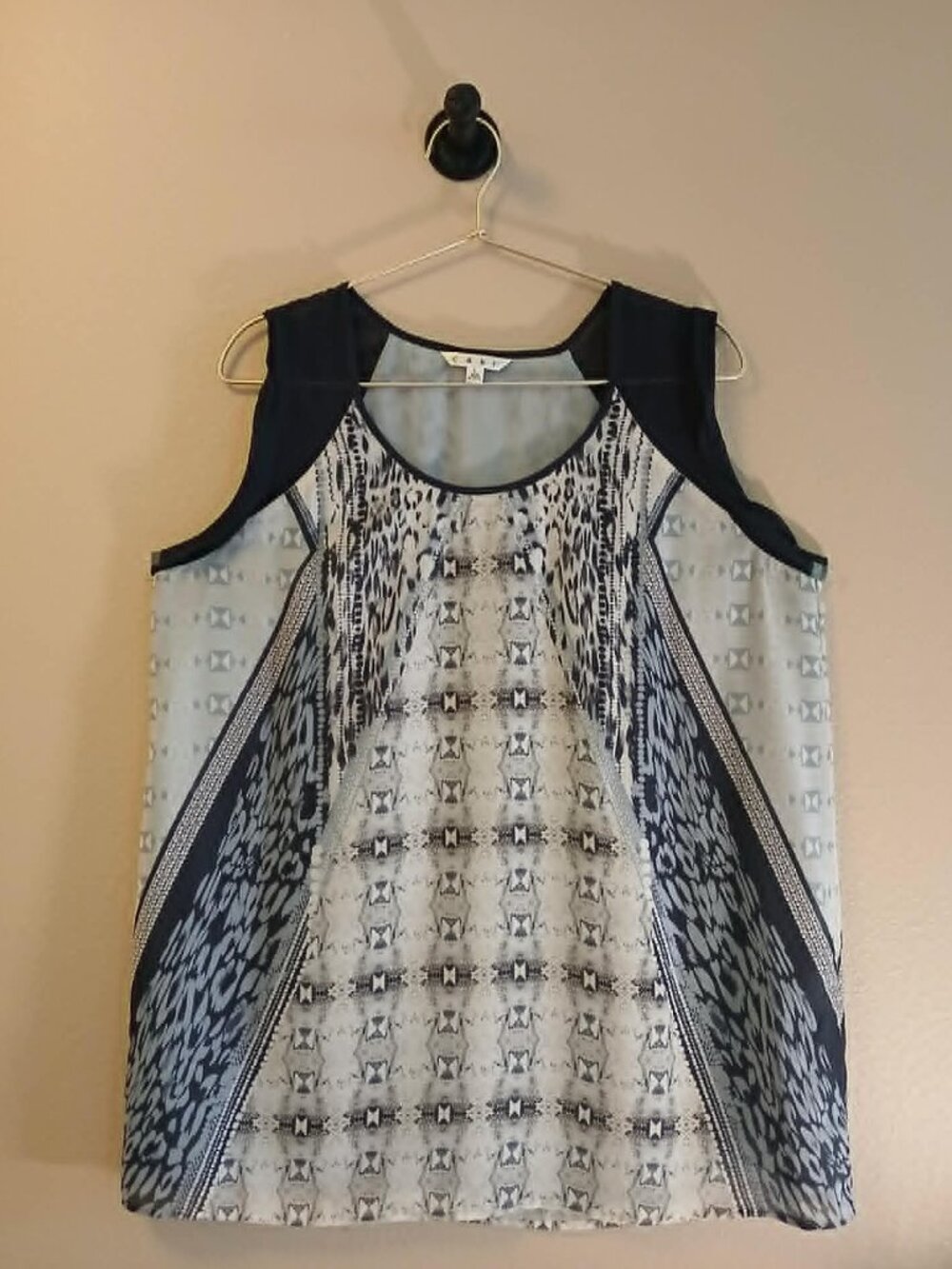 CAbi Style 253 Printed Sleeveless Blouse Large Blue Gray Tank